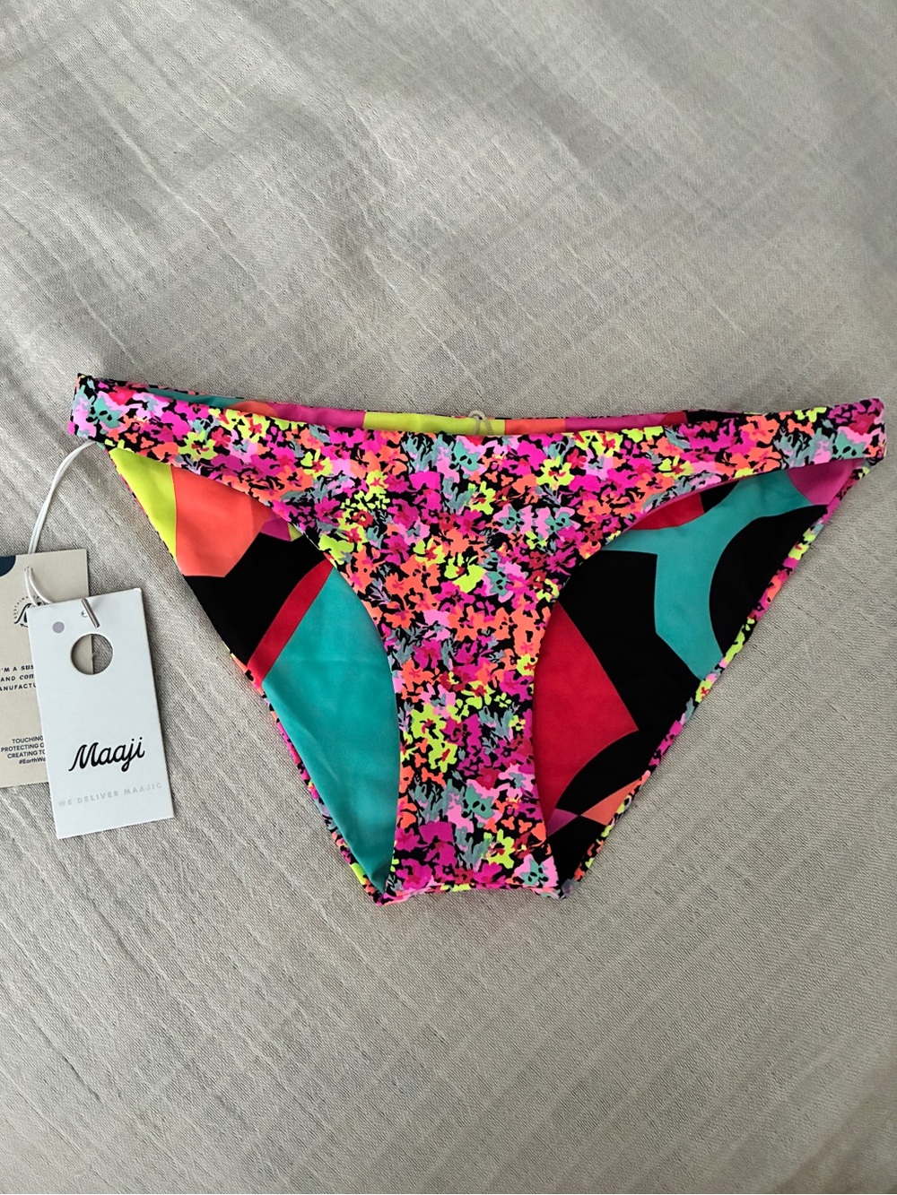 Hot Reversible Colorblock / Floral Maaji Bikini Bottom, Sz Small NEW NWT $73